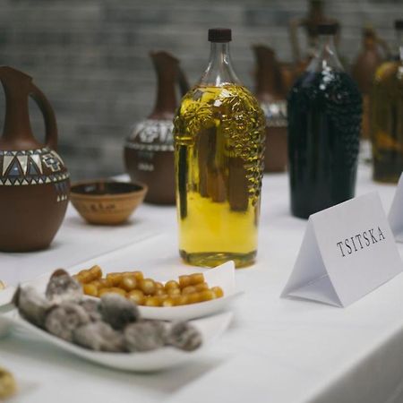 West Tower Hotel Kutaisi Ngoại thất bức ảnh