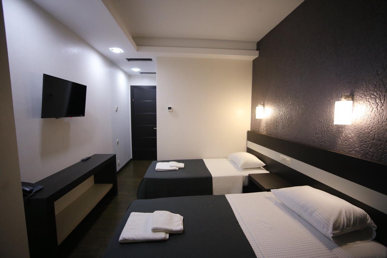 West Tower Hotel Kutaisi Ngoại thất bức ảnh
