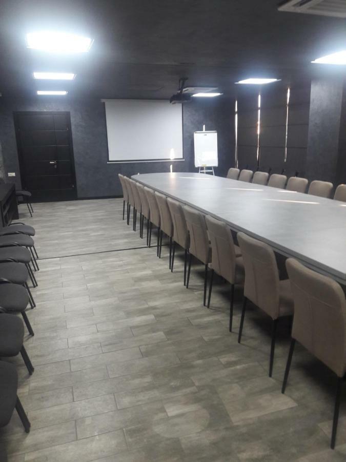 West Tower Hotel Kutaisi Ngoại thất bức ảnh